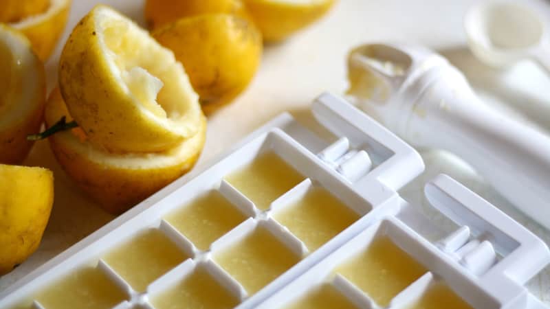 Freezing lemon hot sale juice